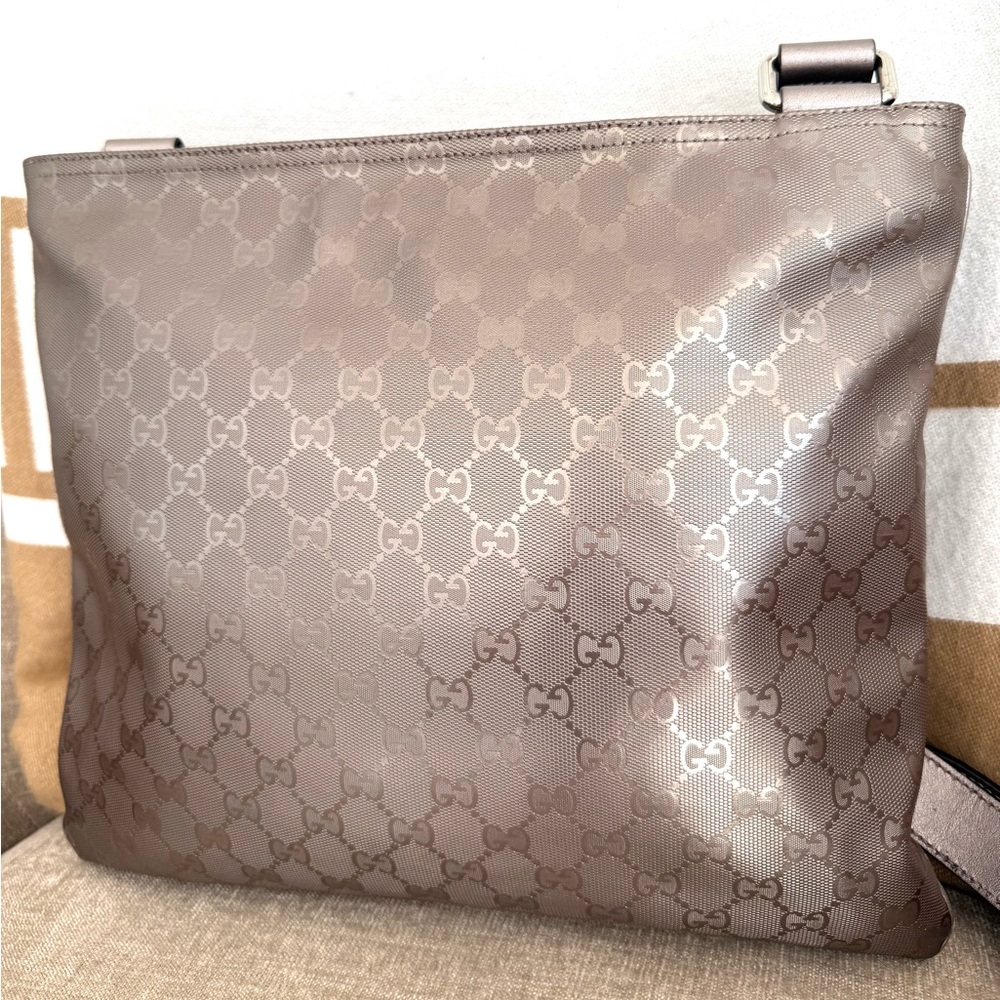 Gucci authentic crossbody bag metallic rose color monogram coated canvas medium - Picture 13 of 16